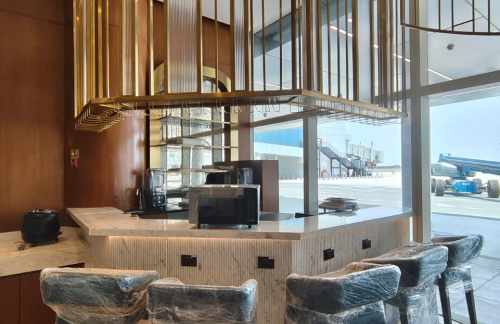 air-6929008Travel Club Lounge